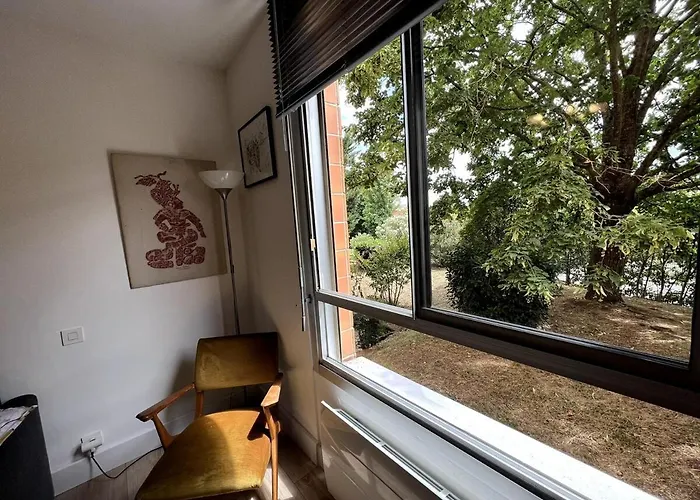 Appartement Calme- Cité De L'espace - Côte Pavée