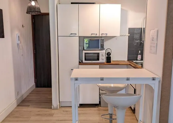 Calme- Cite De L'espace - Cote Pavee 圖盧茲